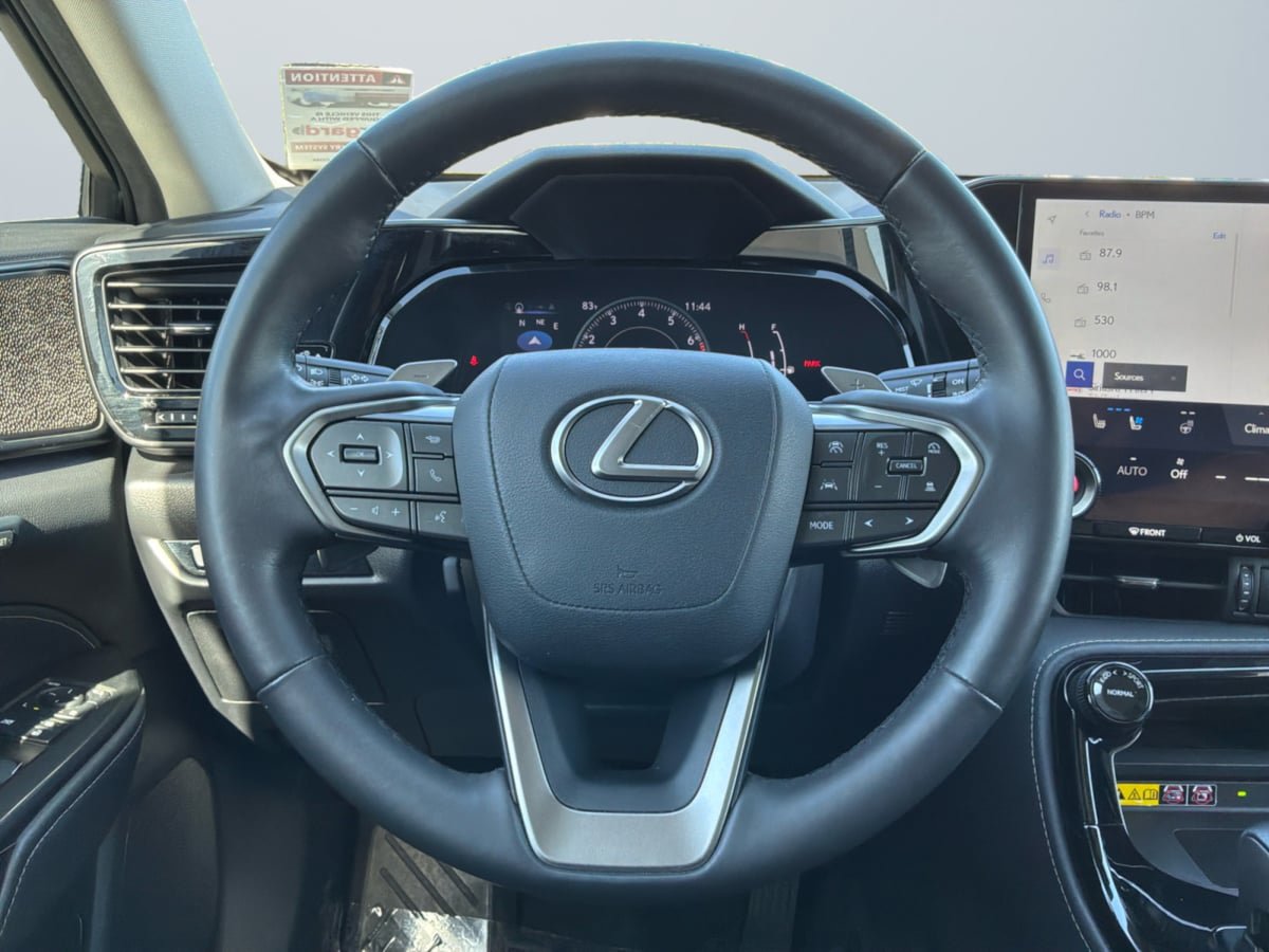 Used 2022 Lexus NX 350 AWD image 11