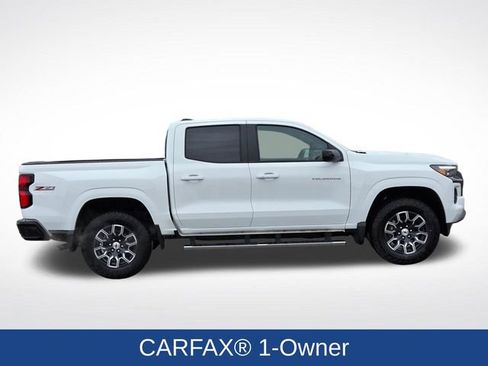 Used 2024 Chevrolet Colorado Z71 w/ Z71 Convenience Package 2 AWD/4WD image 2