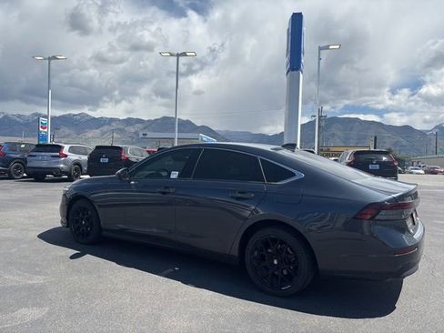 Used 2023 Honda Accord EX image 5