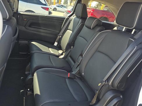 Used 2026 Honda Odyssey Elite image 10