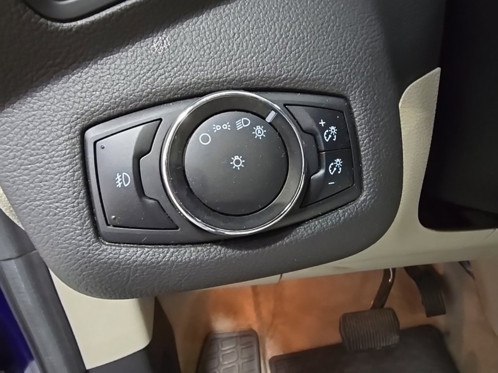 Used 2014 Ford Escape SE w/ Equipment Group 201A AWD/4WD image 15