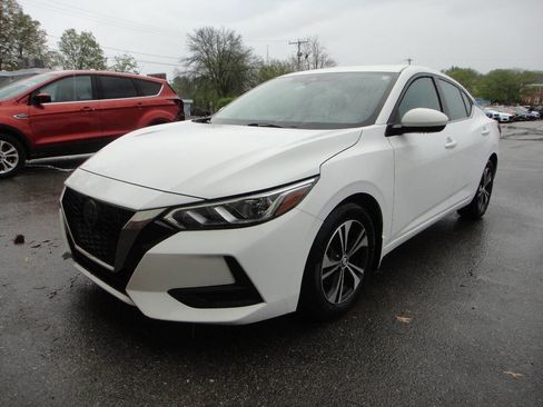 Used 2021 Nissan Sentra SV FWD image 1