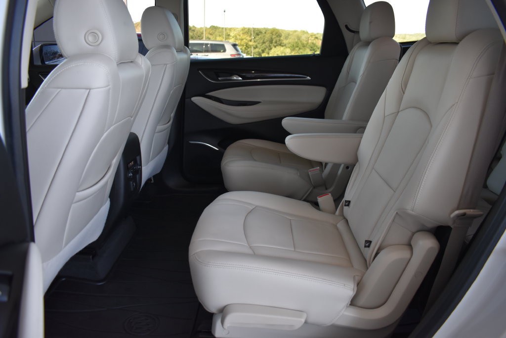 Used 2022 Buick Enclave Essence FWD image 15