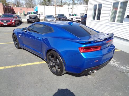 Used 2016 Chevrolet Camaro SS image 3