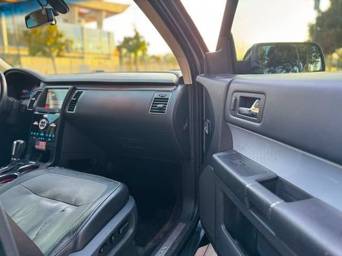 Used 2015 Ford Flex Limited w/ Equipment Group 301A FWD image 27