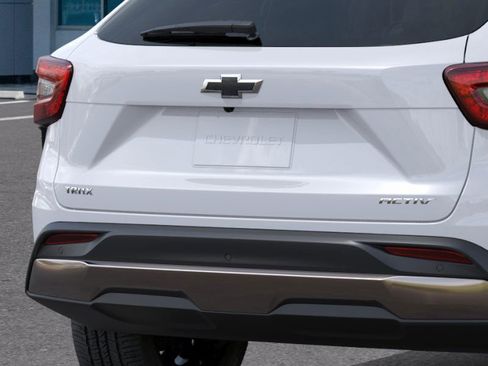 New 2026 Chevrolet Trax ACTIV w/ Driver Confidence Package image 14