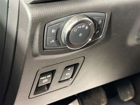 Used 2018 Ford F150 XLT w/ Equipment Group 302A Luxury image 10