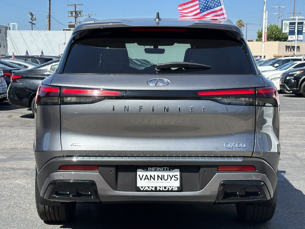 Certified 2023 INFINITI QX60 Luxe w/ Performance Audio Package AWD/4WD image 6