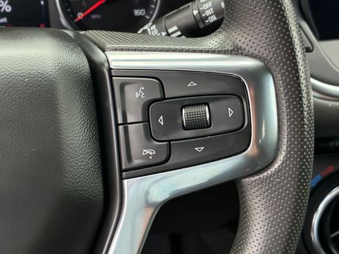 Used 2023 Chevrolet Blazer LT FWD image 19