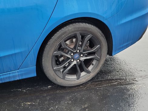 Used 2020 Ford Fusion SE w/ Equipment Group 151A image 10