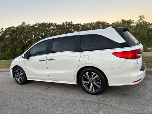 Used 2022 Honda Odyssey Touring image 3