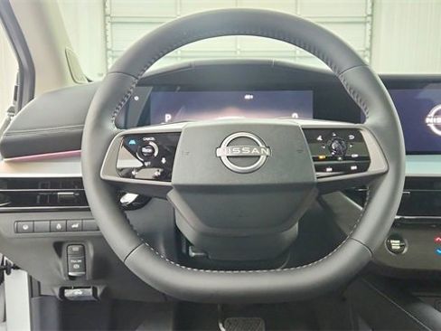 New 2025 Nissan Murano SL image 22