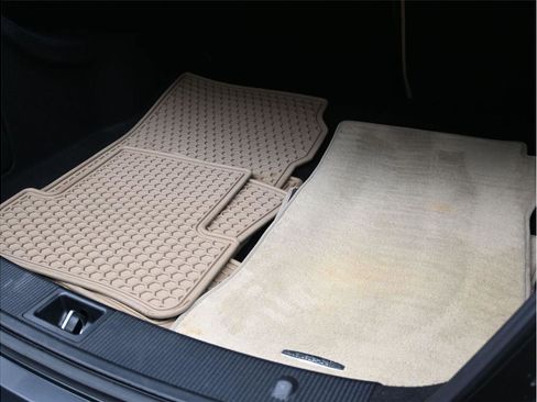 Used 2012 Mercedes-Benz C 300 4MATIC Sedan image 13