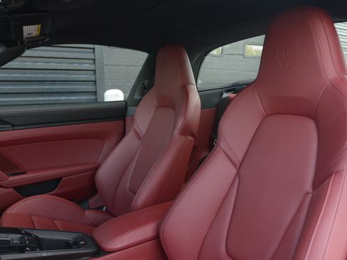 Certified 2023 Porsche 911 Targa 4 GTS AWD/4WD image 5