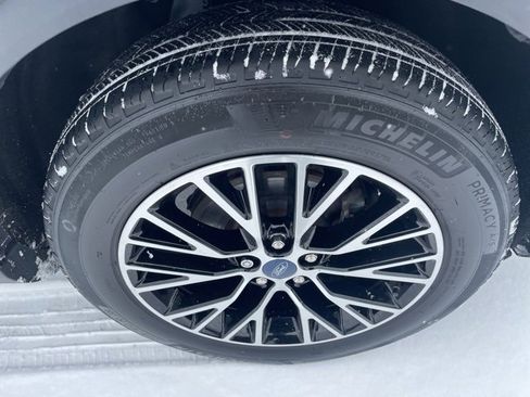 Used 2021 Ford Escape SEL image 17