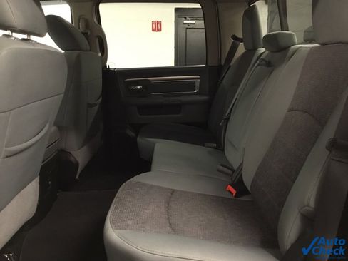 Used 2018 RAM 1500 Big Horn image 35