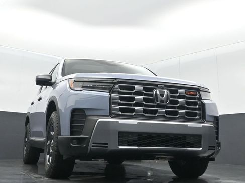 New 2026 Honda Pilot TrailSport image 5