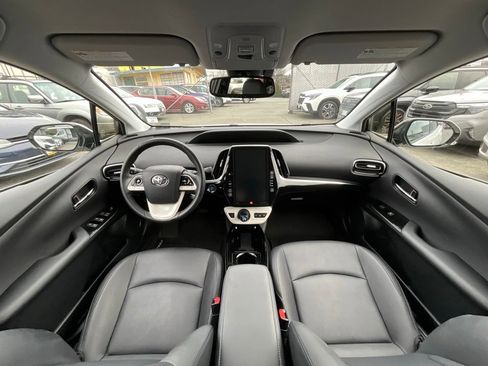 Used 2017 Toyota Prius Prime Advanced image 15