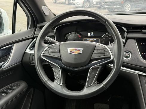 Used 2024 Cadillac XT5 Premium Luxury image 8