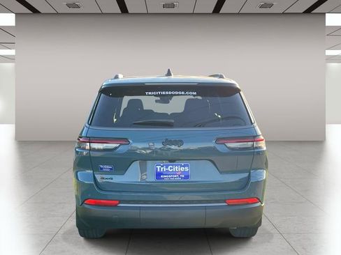 New 2026 Jeep Grand Cherokee L Limited w/ Limited Altitude Package image 4