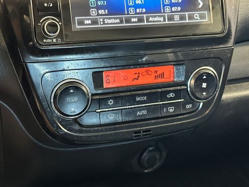 Used 2024 Mitsubishi Mirage ES FWD image 22