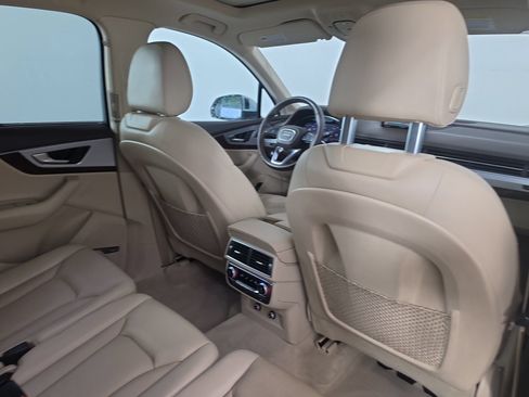 Used 2019 Audi Q7 2.0T Premium Plus w/ Premium Plus Package AWD/4WD image 32