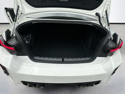 Used 2026 BMW M2 w/ Lighting Package RWD image 27