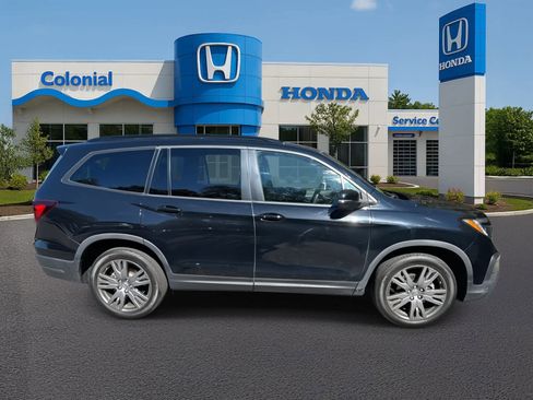 Used 2022 Honda Pilot Sport image 8