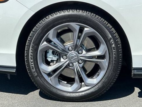 Used 2024 Honda Accord EX-L image 27