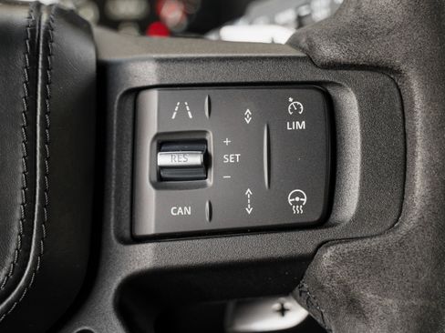 Used 2024 Land Rover Defender 110 Carpathian Edition AWD/4WD image 19