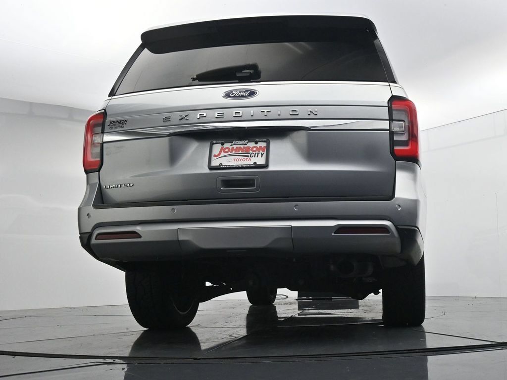 Used 2024 Ford Expedition Limited AWD/4WD image 38