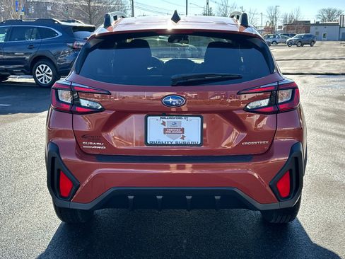 Certified 2025 Subaru Crosstrek 2.0i Premium image 3