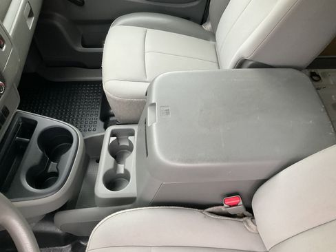Used 2012 Nissan NV 2500 S w/ Side Curtain Airbag Pkg image 16
