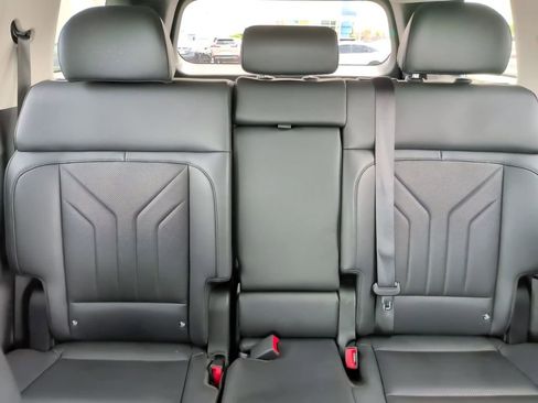 Used 2025 Hyundai Santa Fe SEL AWD/4WD image 28