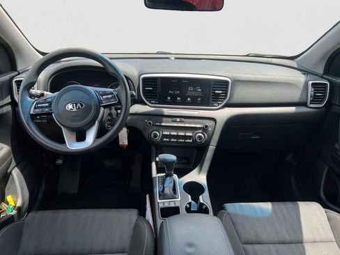 Used 2021 Kia Sportage LX image 12
