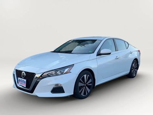 Used 2022 Nissan Altima 2.5 SV image 3