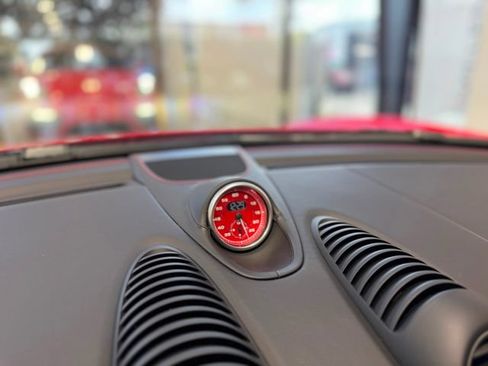 Used 2022 Porsche 718 Boxster Spyder RWD image 64