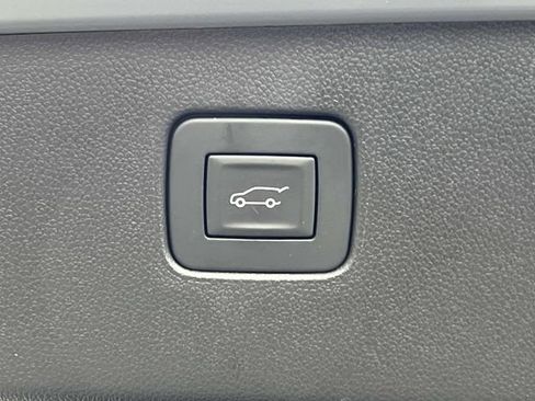 Used 2025 Buick Envista Preferred w/ Convenience I Package image 13