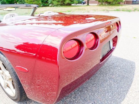 Used 2003 Chevrolet Corvette Convertible w/ Preferred Equipment Group1 RWD image 22