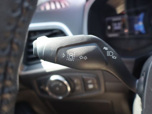 Used 2024 Ford Edge SEL w/ Convenience Package image 17