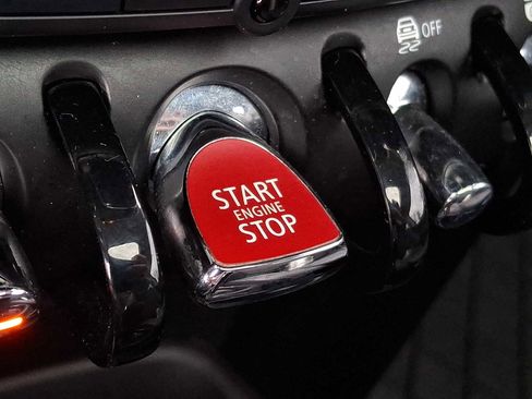 Certified 2023 MINI Cooper S image 20