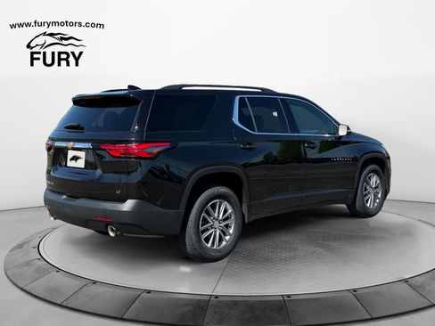Used 2023 Chevrolet Traverse LT AWD/4WD image 3