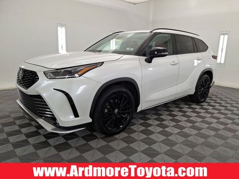Used 2024 Toyota Highlander XSE AWD/4WD image 1