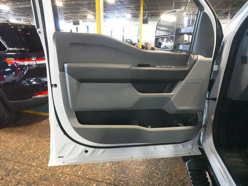 Used 2023 Ford F250 XL AWD/4WD image 24