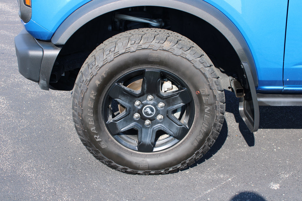 Used 2024 Ford Bronco Black Diamond AWD/4WD image 6