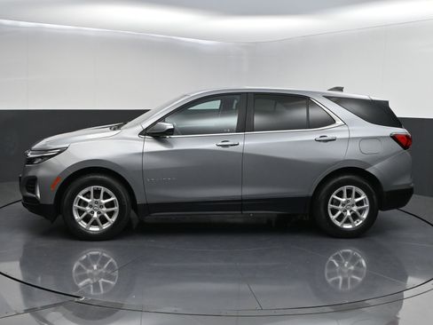 Used 2023 Chevrolet Equinox LT FWD image 4