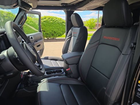 New 2026 Jeep Wrangler Unlimited Rubicon AWD/4WD image 14