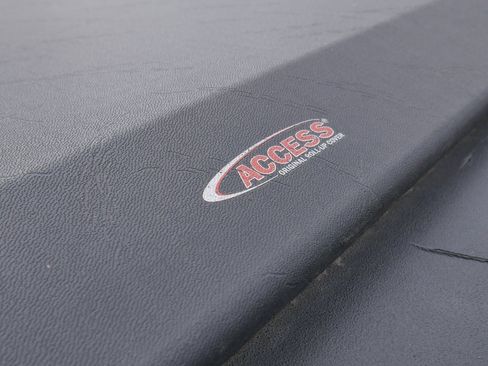 Used 2017 RAM 2500 Laramie w/ Sport Appearance Group image 19