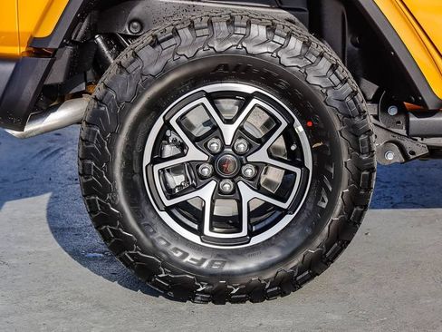 New 2026 Jeep Wrangler Unlimited Rubicon AWD/4WD image 12