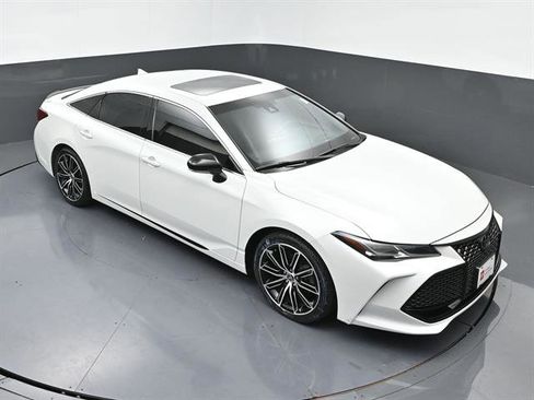 Certified 2021 Toyota Avalon Touring FWD image 38